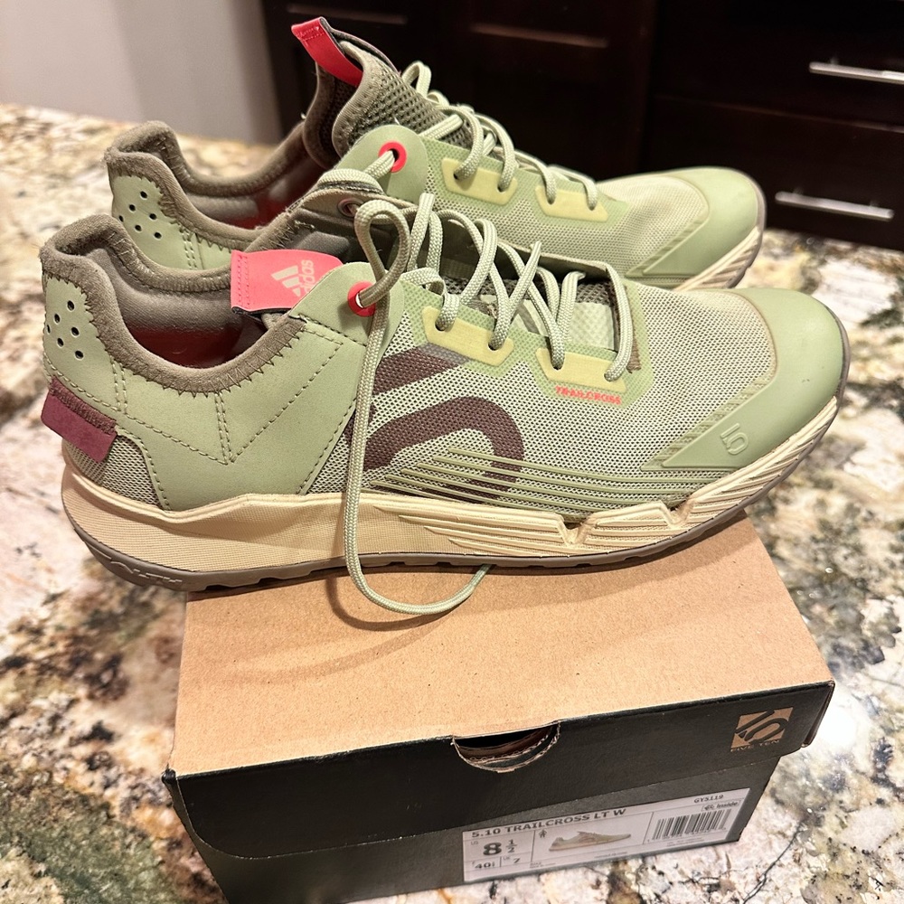 Gently used Adidas 5.10 Trail cross LT Size 8.5
